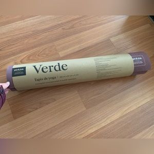 Yoga mat - brand new